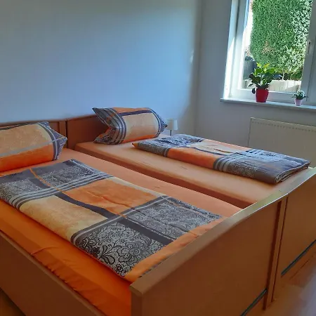 Thüringer Zimmer Suhl Exterior foto